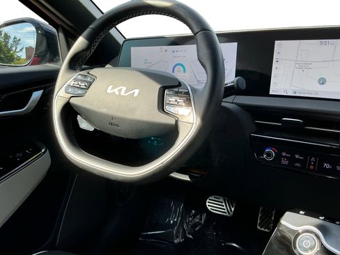 Used 2023 Kia EV6 GT-Line image 12