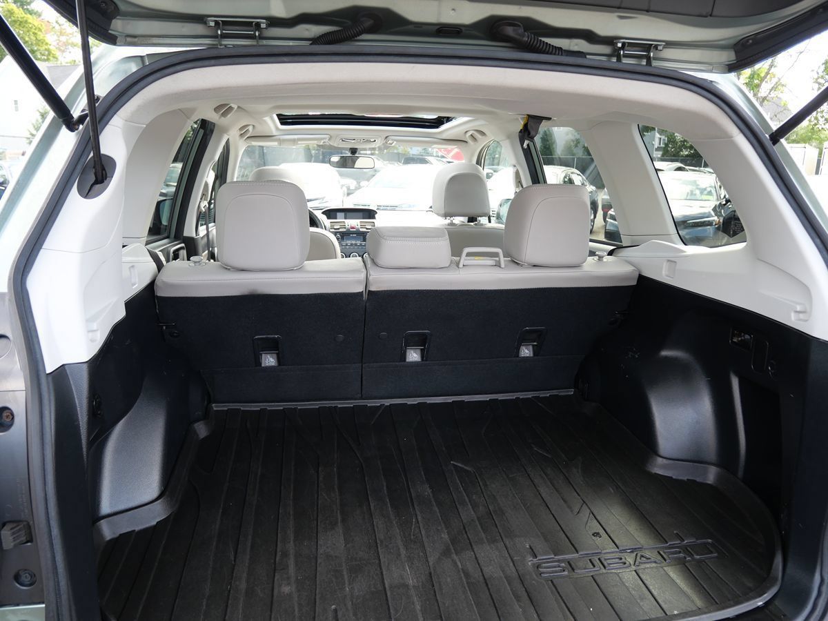 Used 2015 Subaru Forester 2.5i Limited AWD/4WD image 31