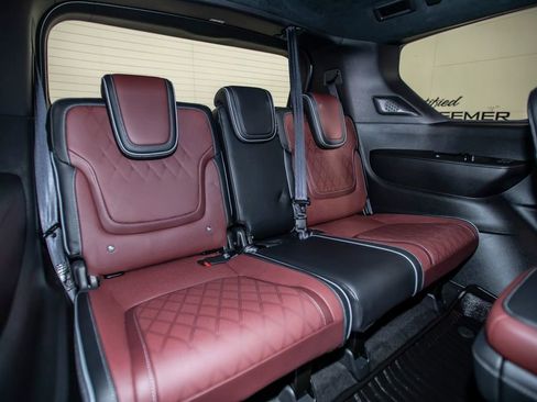 Used 2025 INFINITI QX80 Autograph w/ Autograph Exterior Package image 21