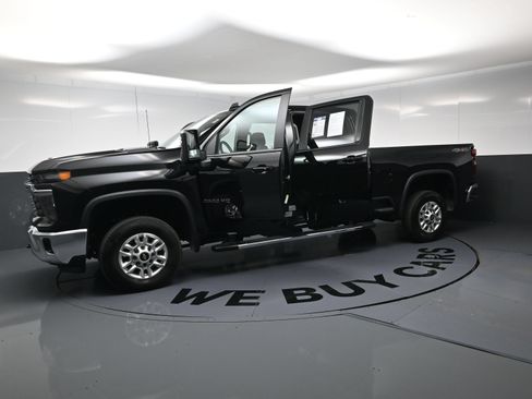 Used 2025 Chevrolet Silverado 2500 LT w/ Convenience Package AWD/4WD image 22