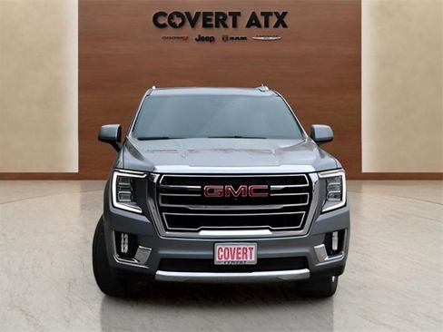 Used 2022 GMC Yukon XL SLT w/ SLT Luxury Package image 7