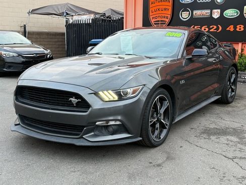 Used 2016 Ford Mustang GT Premium RWD image 4