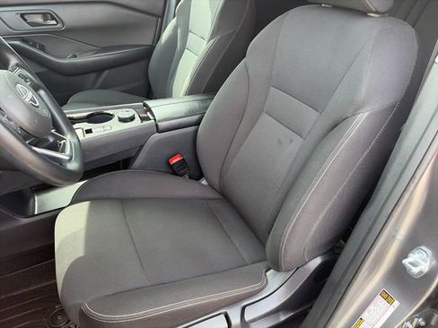 Used 2024 Nissan Rogue S AWD/4WD image 35