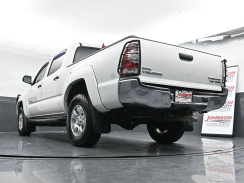 Used 2015 Toyota Tacoma PreRunner w/ SR5 Package image 36