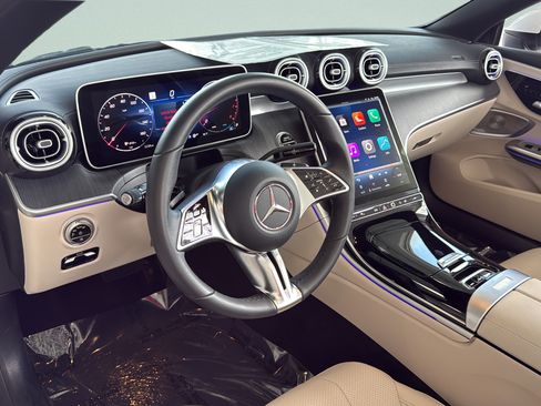 Certified 2026 Mercedes-Benz CLE 300 4MATIC Cabriolet image 16