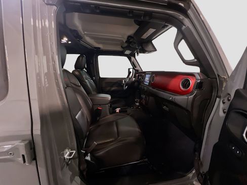 Used 2020 Jeep Gladiator Rubicon image 22
