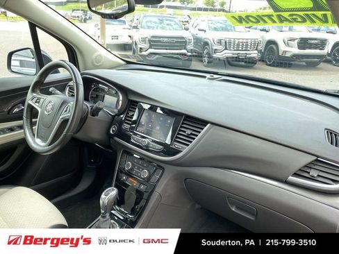 Certified 2022 Buick Encore Preferred w/ Safety Package AWD/4WD image 33