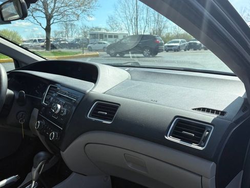 Used 2013 Honda Civic LX image 12