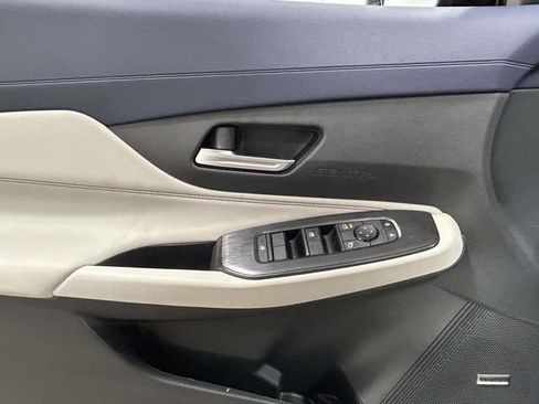 New 2026 Nissan Sentra SL FWD image 12