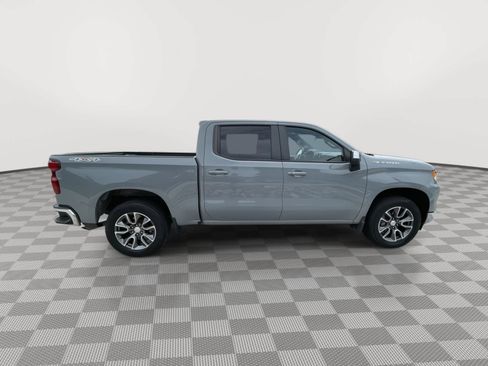Used 2024 Chevrolet Silverado 1500 LT AWD/4WD image 23