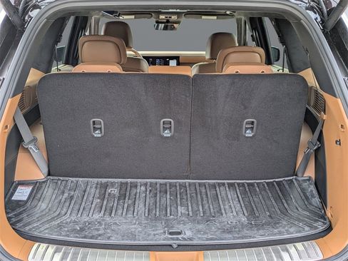 Used 2026 Hyundai Palisade Calligraphy image 12