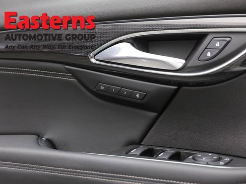 Used 2023 Buick Envision Essence FWD image 20