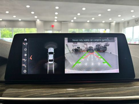 Used 2018 BMW 530i RWD image 34