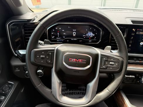 Used 2024 GMC Sierra 1500 Elevation w/ Elevation Premium Package AWD/4WD image 28