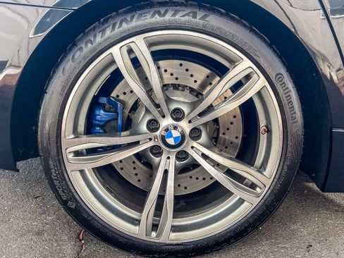 Used 2013 BMW M5 image 10