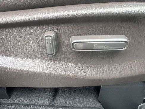 Used 2018 Honda Odyssey Elite image 16