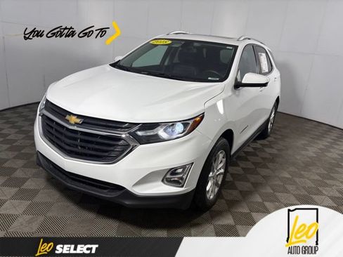 Used 2018 Chevrolet Equinox LT w/ Sun & Infotainment Package FWD image 1