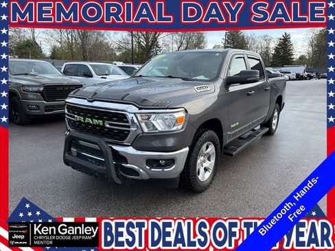 Used 2023 RAM 1500 Big Horn AWD/4WD image 3