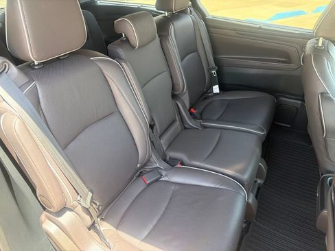 Used 2023 Honda Odyssey Elite image 31