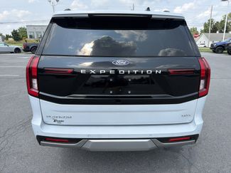 Used 2025 Ford Expedition Max Platinum w/ Driver's Package AWD/4WD video 4