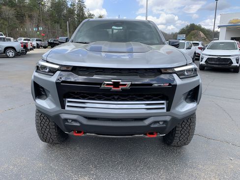 New 2026 Chevrolet Colorado ZR2 w/ Technology Package AWD/4WD image 7
