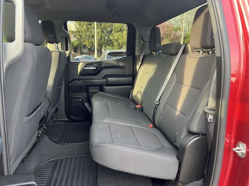 Used 2022 Chevrolet Silverado 1500 LT w/ Bed Protection Package image 14