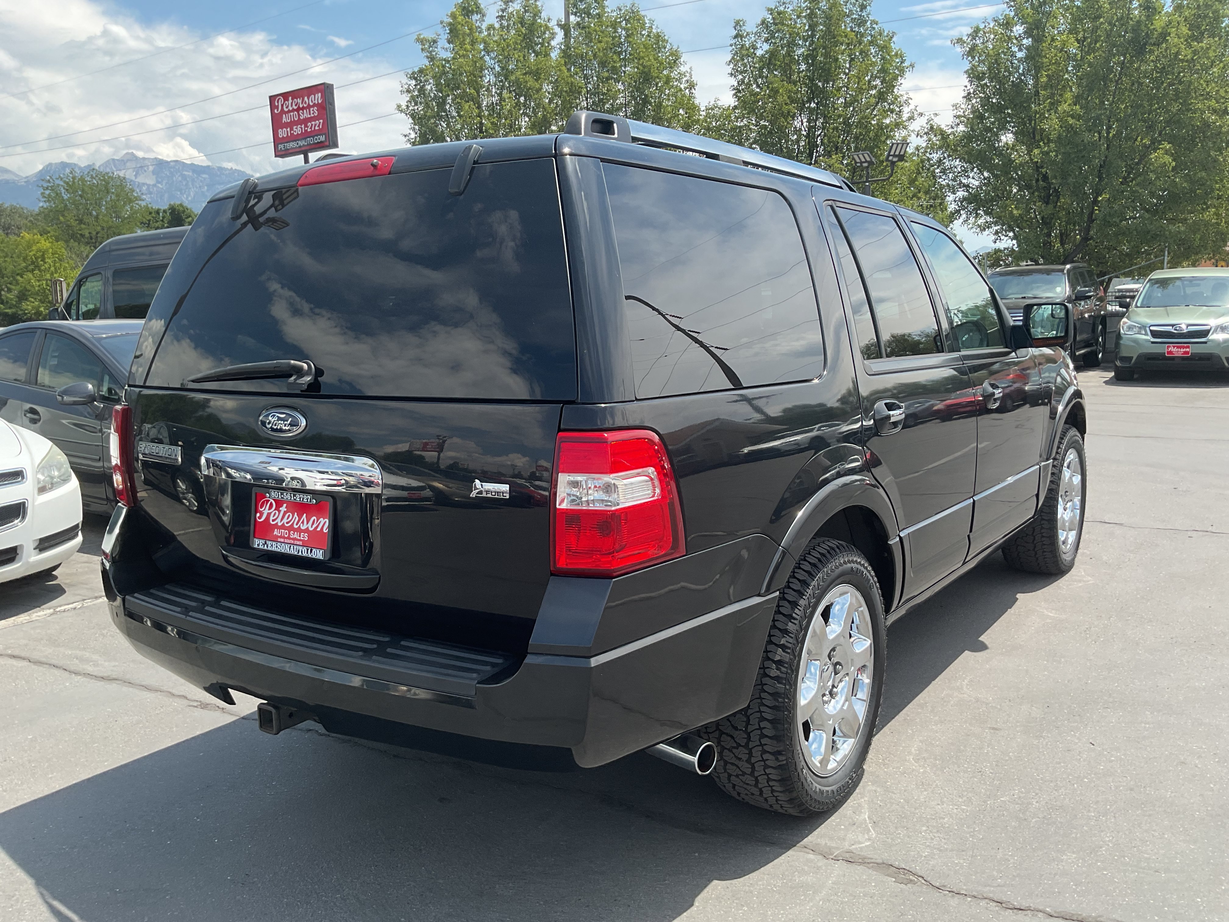 Used 2013 Ford Expedition Limited AWD/4WD image 6
