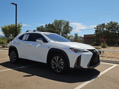 Used 2019 Lexus UX 250h F Sport w/ F Sport Premium Package AWD/4WD image 4