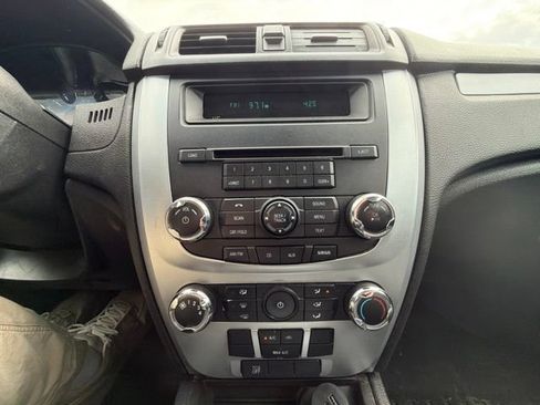 Used 2011 Ford Fusion SE w/ 202A Rapid Spec Order Code FWD image 31