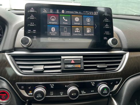 Used 2020 Honda Accord Touring image 16