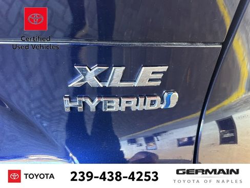 Certified 2021 Toyota Venza XLE w/ Softex Package image 5