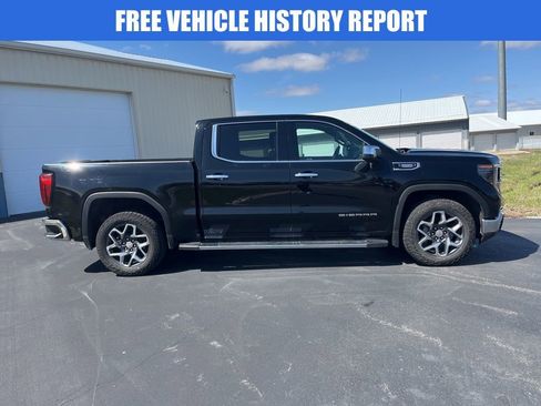 Used 2023 GMC Sierra 1500 SLT w/ SLT Premium Package AWD/4WD image 3
