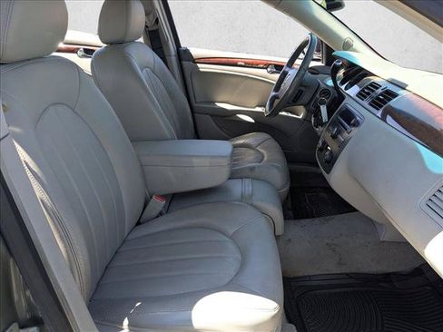 Used 2007 Buick Lucerne CXL w/ Luxury Package FWD image 17