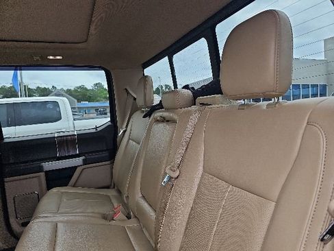 Used 2020 Ford F150 Lariat w/ Equipment Group 502A Luxury AWD/4WD image 14