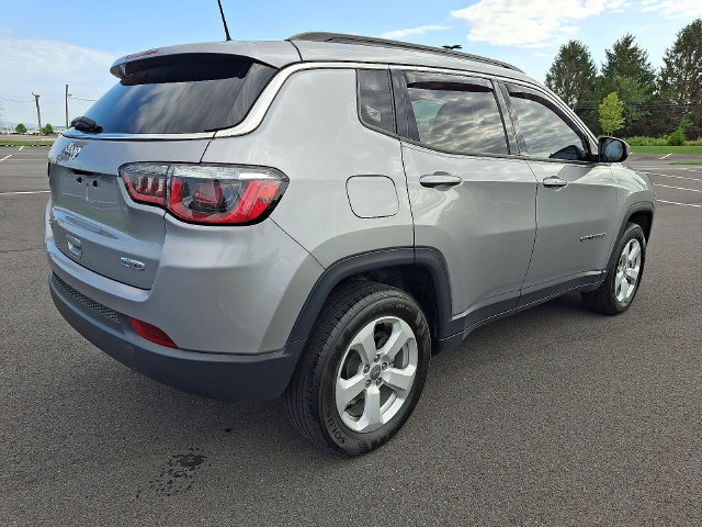 Used 2020 Jeep Compass Latitude w/ Popular Equipment Group AWD/4WD image 7