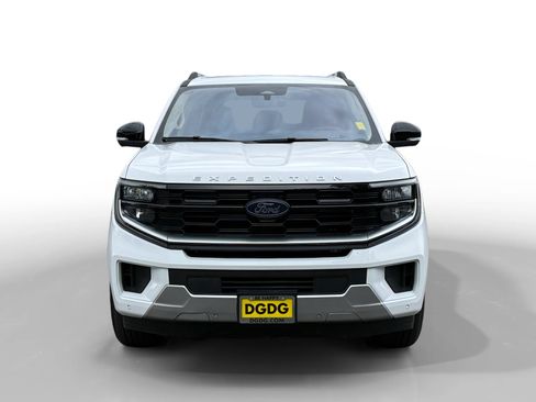 Certified 2025 Ford Expedition Max Platinum image 8