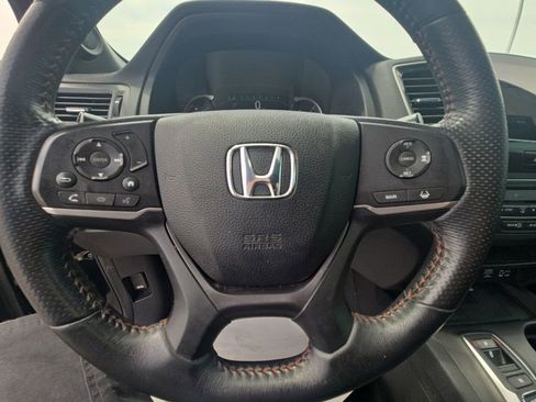 Used 2022 Honda Pilot TrailSport image 17