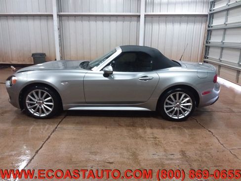 Used 2017 FIAT 124 Spider Lusso image 6