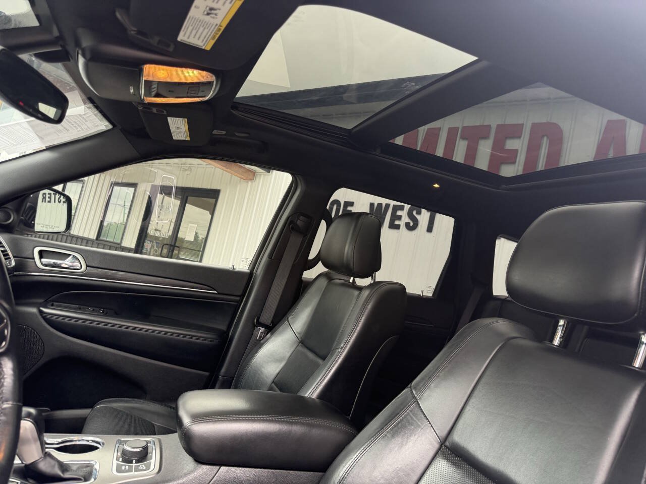 Used 2021 Jeep Grand Cherokee Limited w/ Luxury Group II AWD/4WD image 21