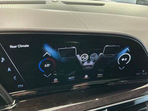 Used 2021 Cadillac Escalade ESV Sport Platinum RWD image 58