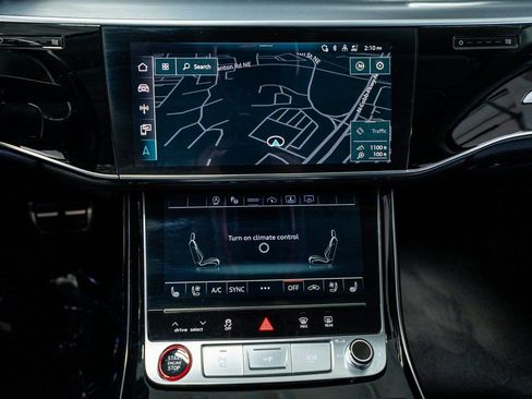Used 2023 Audi S8 AWD/4WD image 43