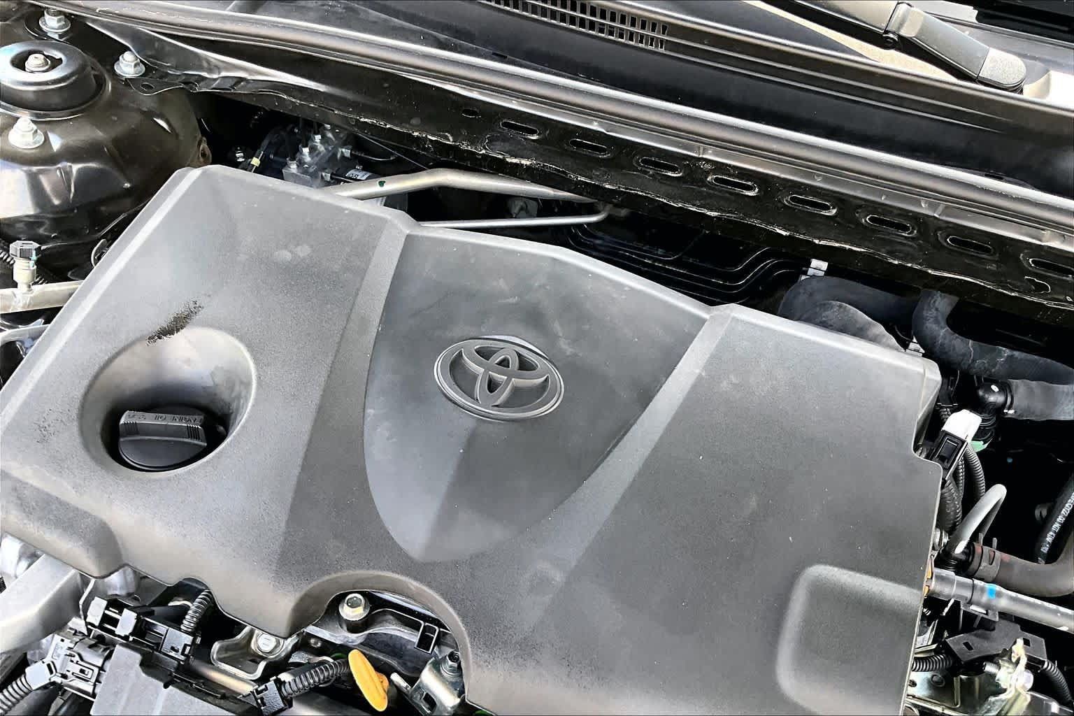 Used 2023 Toyota Camry SE FWD image 31