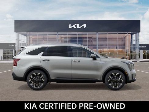 Certified 2026 Kia Sorento EX w/ EX Premium Package FWD image 7