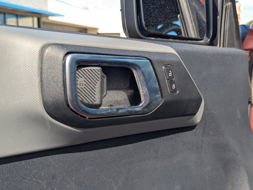 Used 2023 Ford Bronco Black Diamond AWD/4WD image 25