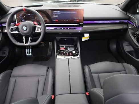 New 2026 BMW M5 w/ Executive Package image 18
