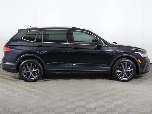 Used 2022 Volkswagen Tiguan SE FWD image 18