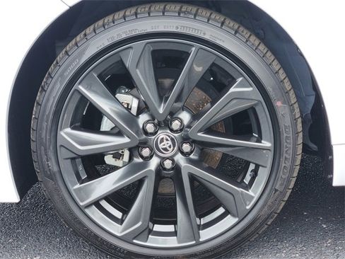 Certified 2025 Toyota Corolla SE image 8