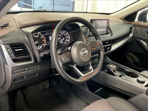 Used 2023 Nissan Rogue SV AWD/4WD image 8