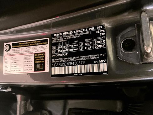 Used 2025 Mercedes-Benz GLS 450 4MATIC image 33