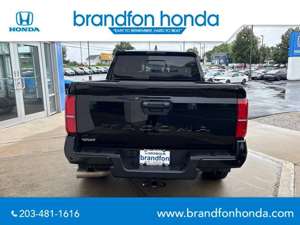 Used 2024 Toyota Tacoma TRD Sport AWD/4WD image 5